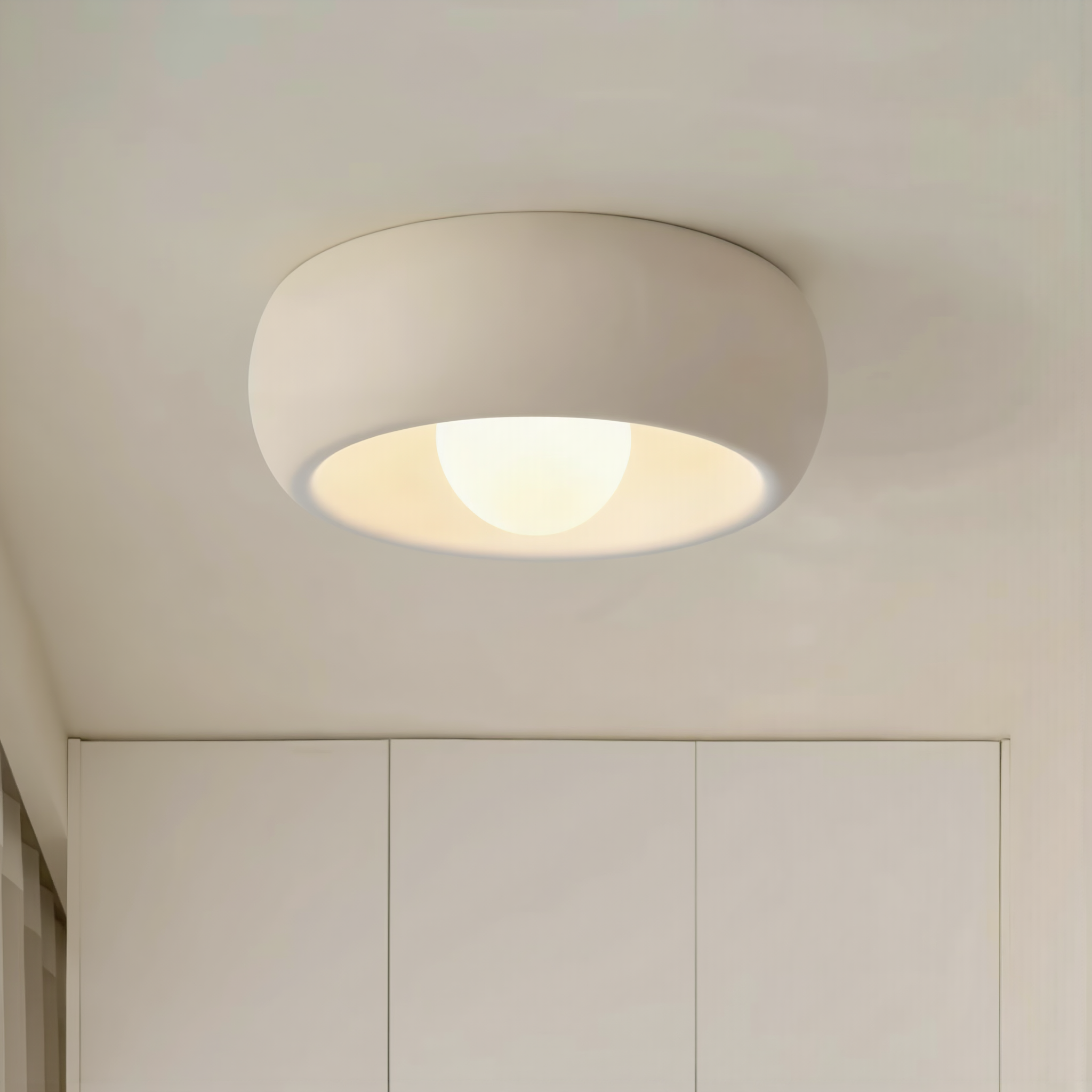 Minimalist Circular Ceiling Lamp - lifestyle